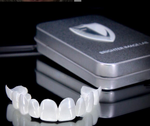 Carregar imagem no visualizador da galeria, [O PAR] Lentes DentalWhite ®  Kit Superior + Inferior (TOTALMENTE AJUSTÁVEL A TODAS ARCADAS DENTÁRIAS)
