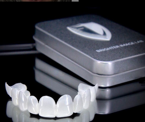 [O PAR] Lentes DentalWhite ®  Kit Superior + Inferior (TOTALMENTE AJUSTÁVEL A TODAS ARCADAS DENTÁRIAS)